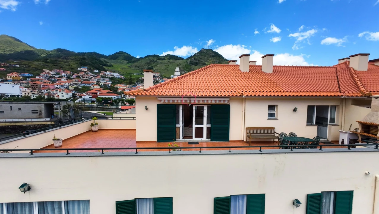 Apartamento T2 para Venda em Machico Foto 28