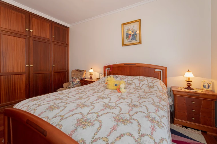 Apartamento T2 para Venda em Machico Foto 19