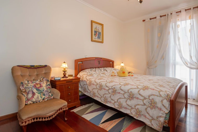 Apartamento T2 para Venda em Machico Foto 18