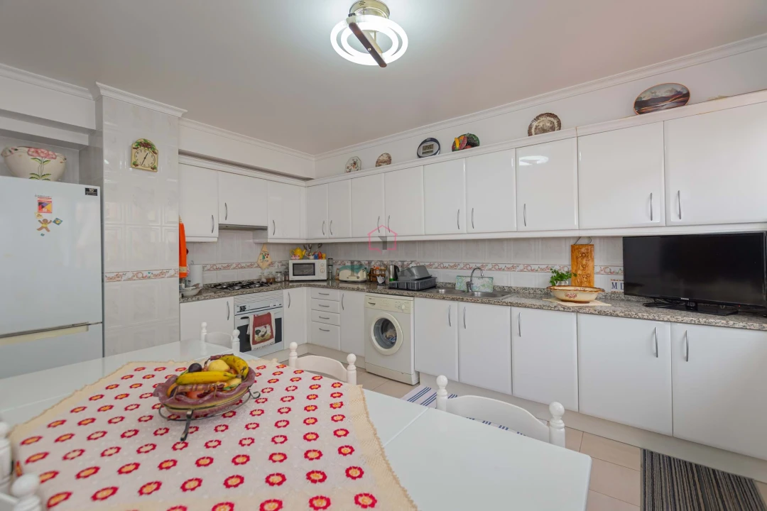 Apartamento T2 para Venda em Machico Foto 11