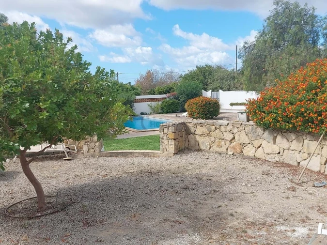 Moradia T3 para Venda em Boliqueime Foto 27