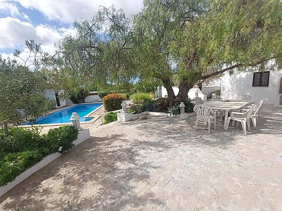 Moradia T3 para Venda em Boliqueime Foto 24