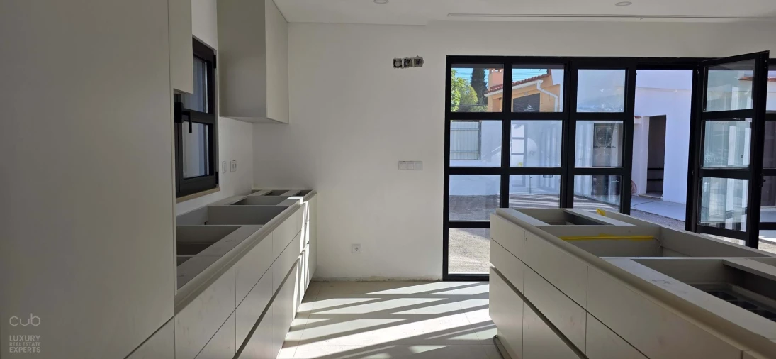 Moradia T4 para Venda em Amora Foto 15