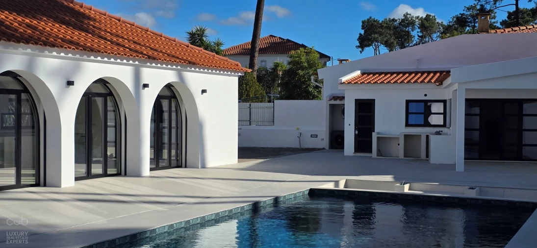 Moradia T4 para Venda em Amora Foto 9