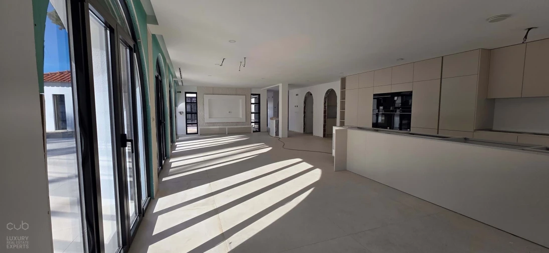 Moradia T4 para Venda em Amora Foto 13