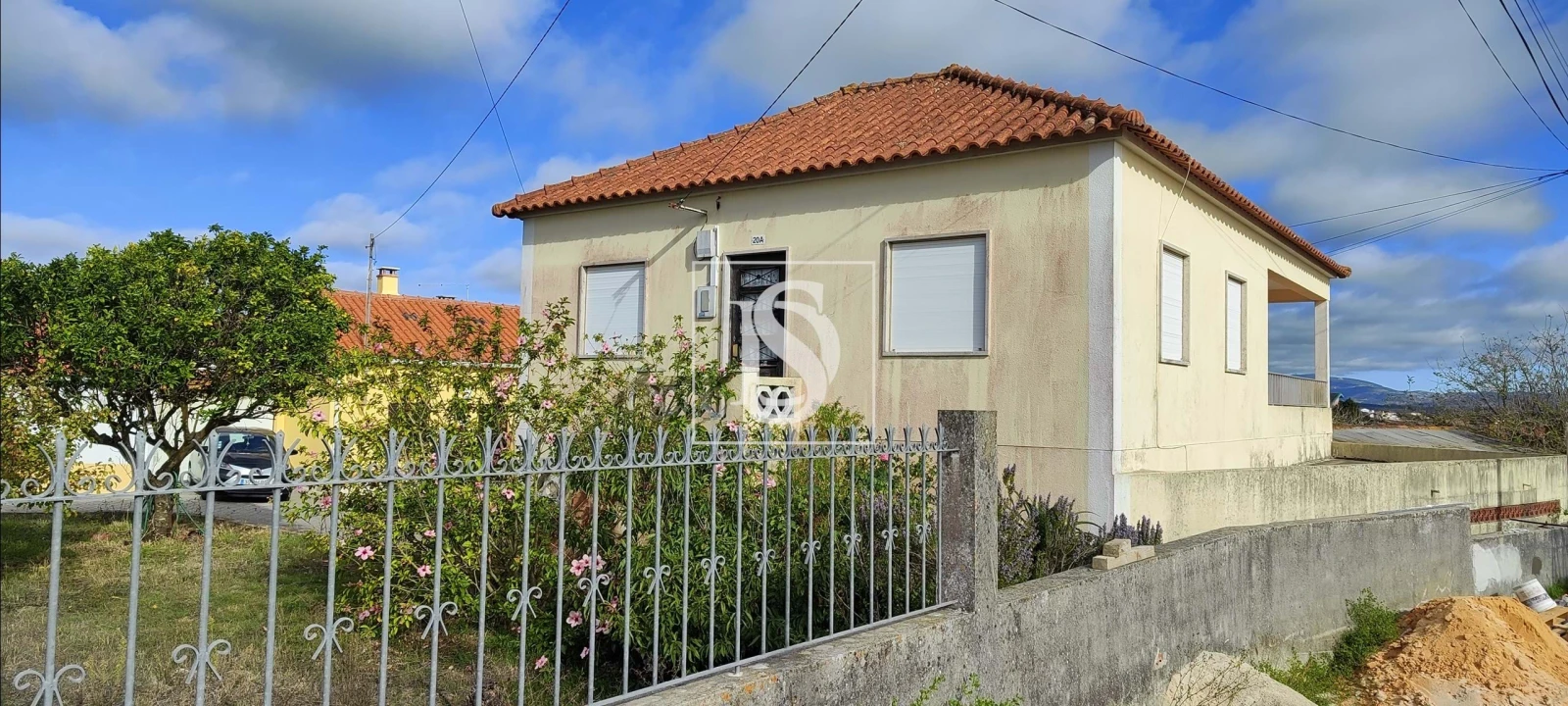 Moradia T3 para Venda em Miragaia e Marteleira Foto 56