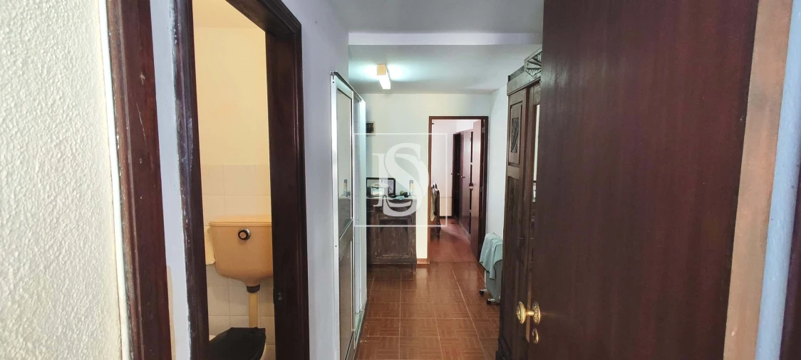 Moradia T3 para Venda em Miragaia e Marteleira Foto 8