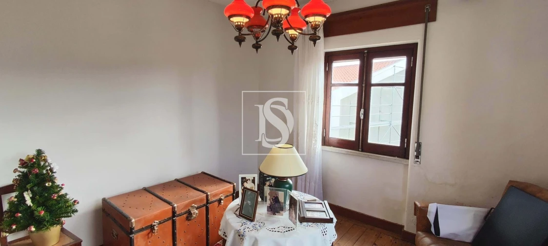 Moradia T3 para Venda em Miragaia e Marteleira Foto 26