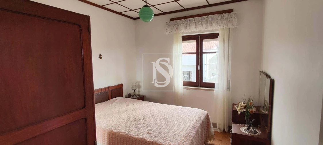 Moradia T3 para Venda em Miragaia e Marteleira Foto 27