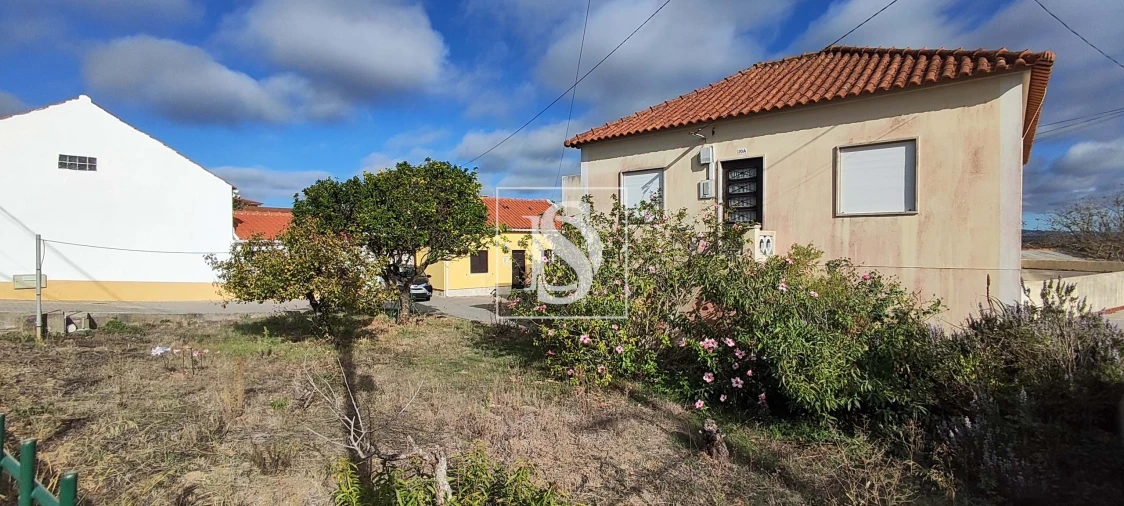 Moradia T3 para Venda em Miragaia e Marteleira Foto 60