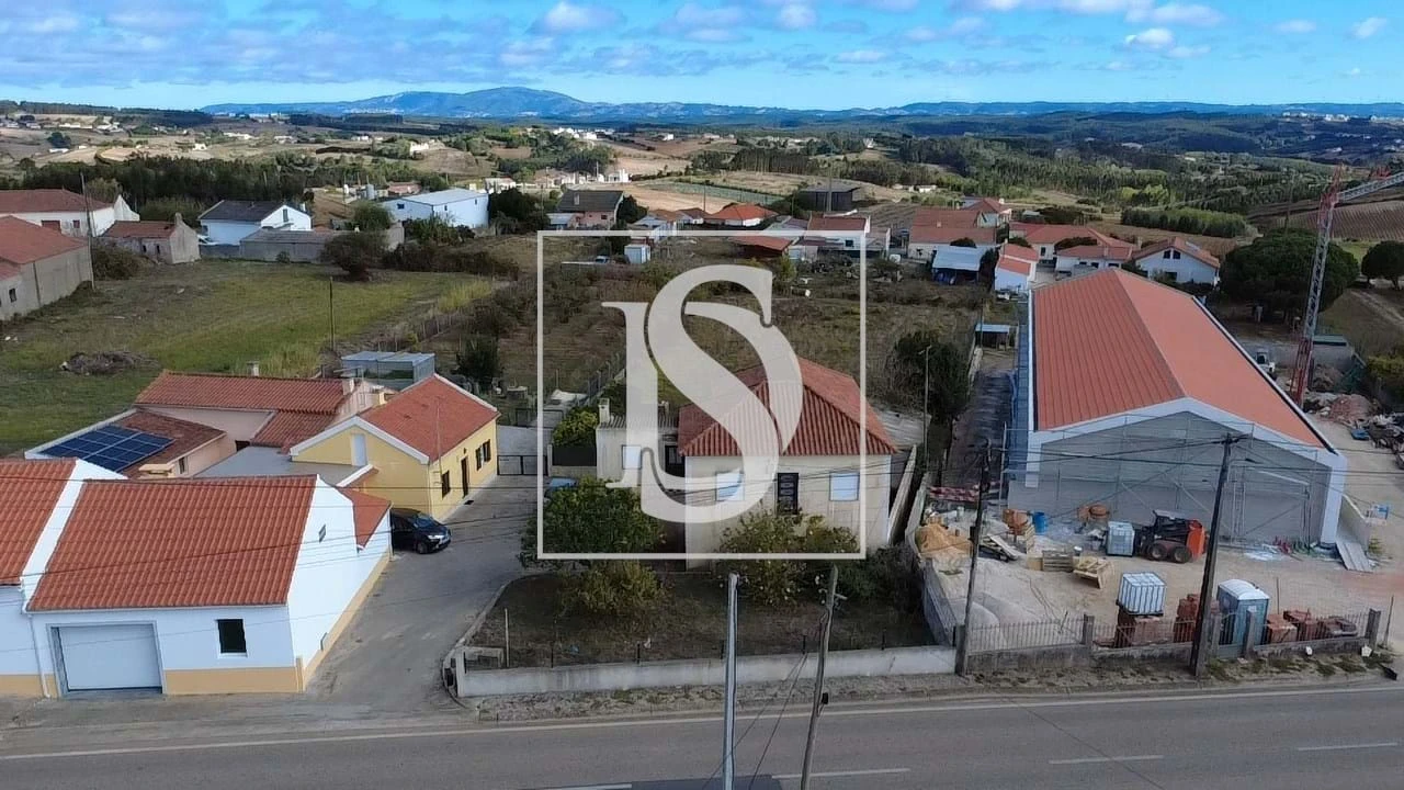 Moradia T3 para Venda em Miragaia e Marteleira Foto 40