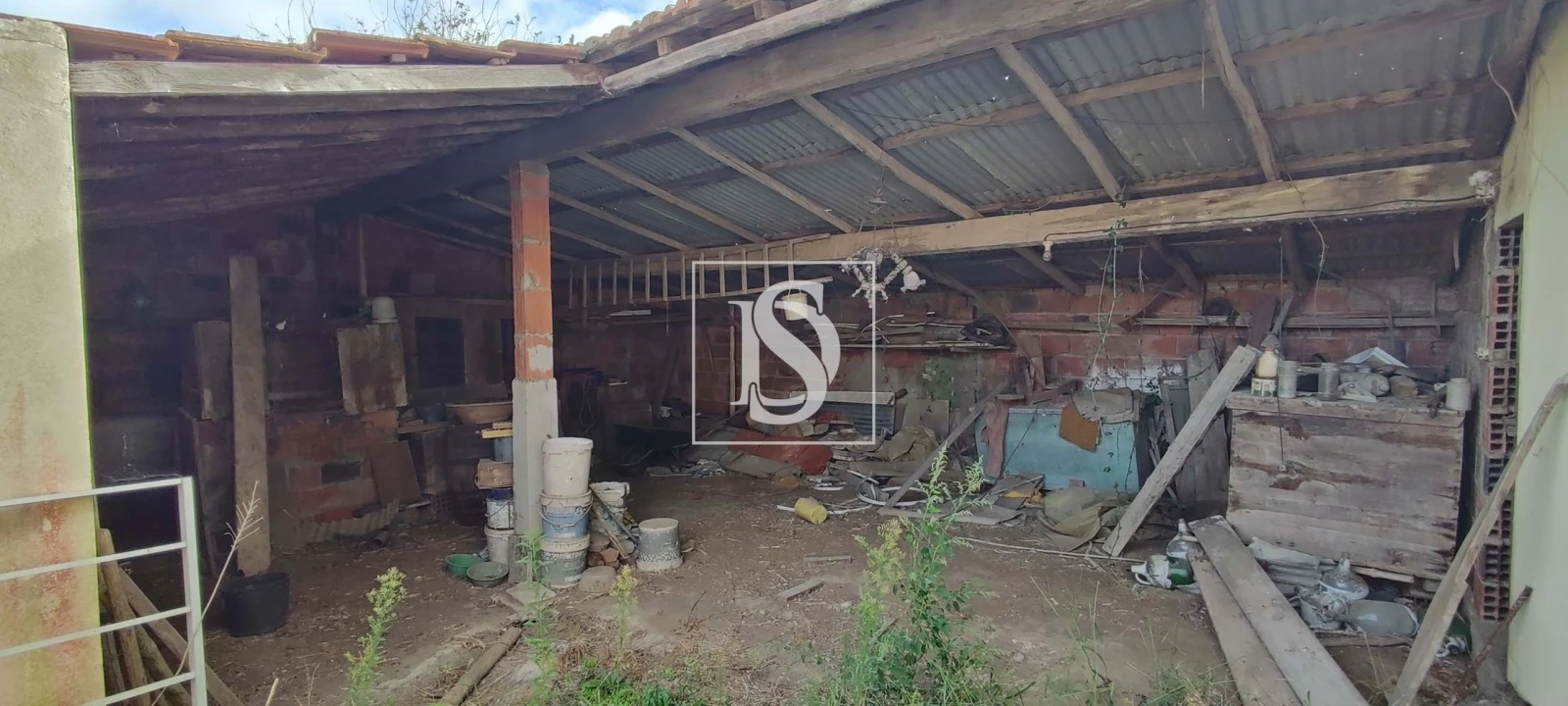 Moradia T3 para Venda em Miragaia e Marteleira Foto 51