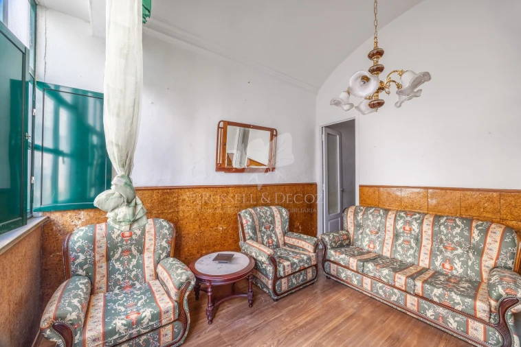 Moradia T4 para Venda em Olhão Foto 5