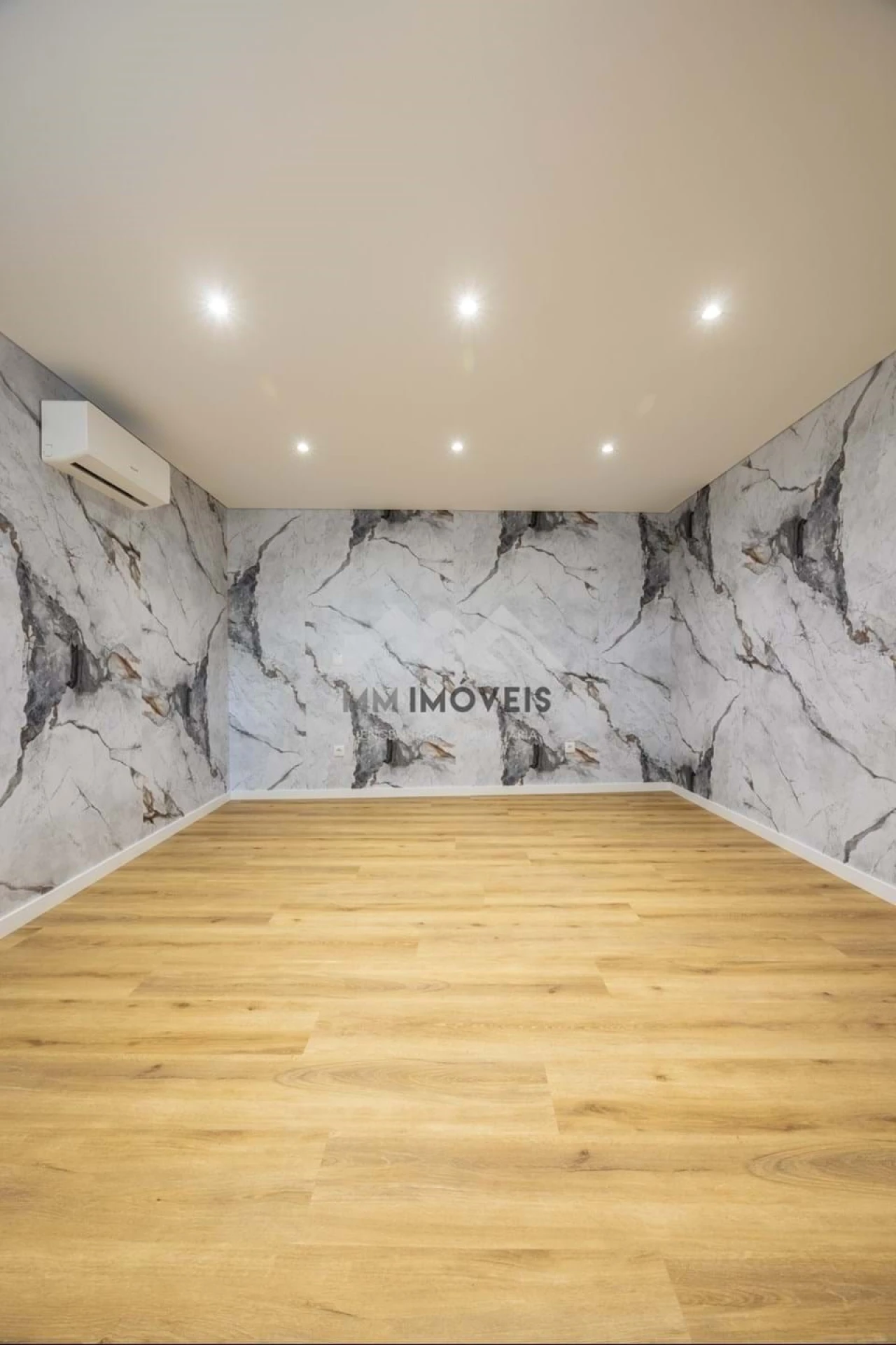 Moradia T4 para Venda em Aguas Santas Foto 18