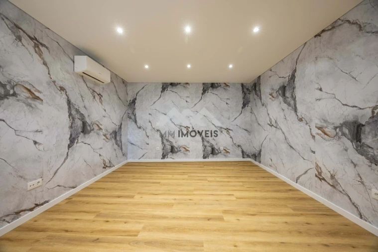 Moradia T4 para Venda em Aguas Santas Foto 9