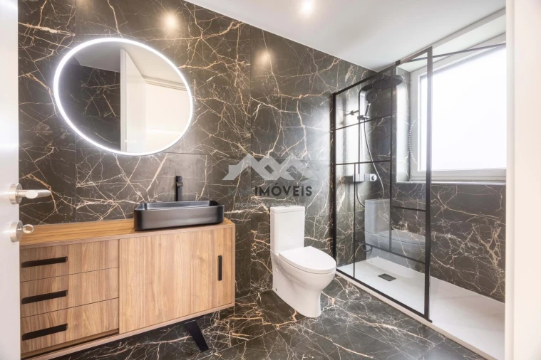 Moradia T4 para Venda em Aguas Santas Foto 37