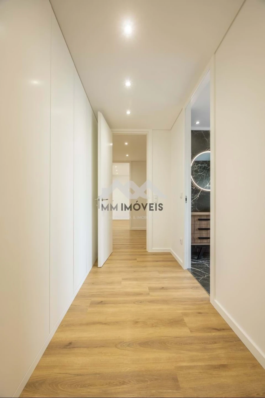 Moradia T4 para Venda em Aguas Santas Foto 34