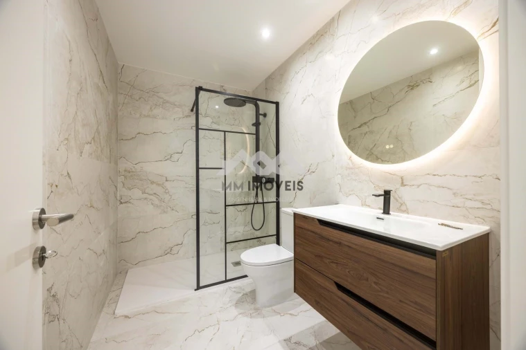 Moradia T4 para Venda em Aguas Santas Foto 8