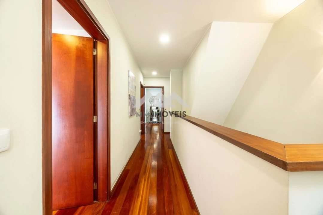 Moradia T3 para Venda em Cidade da Maia Foto 22