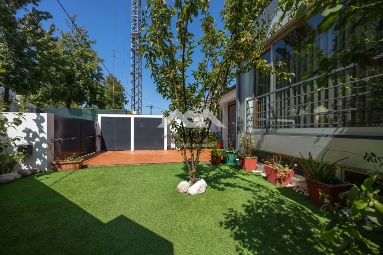 Moradia T3 para Venda em Cidade da Maia Foto 35