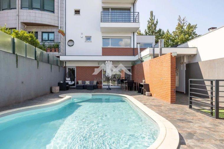 Moradia T3 para Venda em Cidade da Maia Foto 50