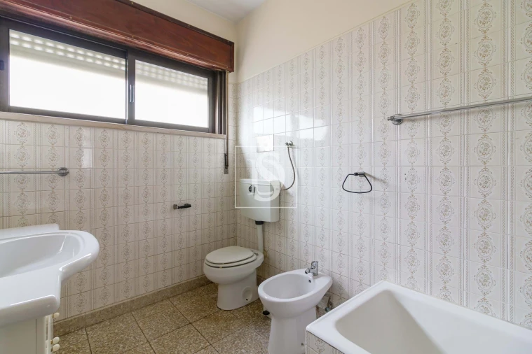 Moradia para Venda em Arcozelo Foto 11