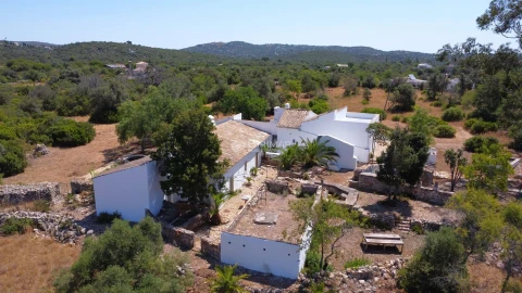 Moradia T14 para Venda em Loule (São Clemente)