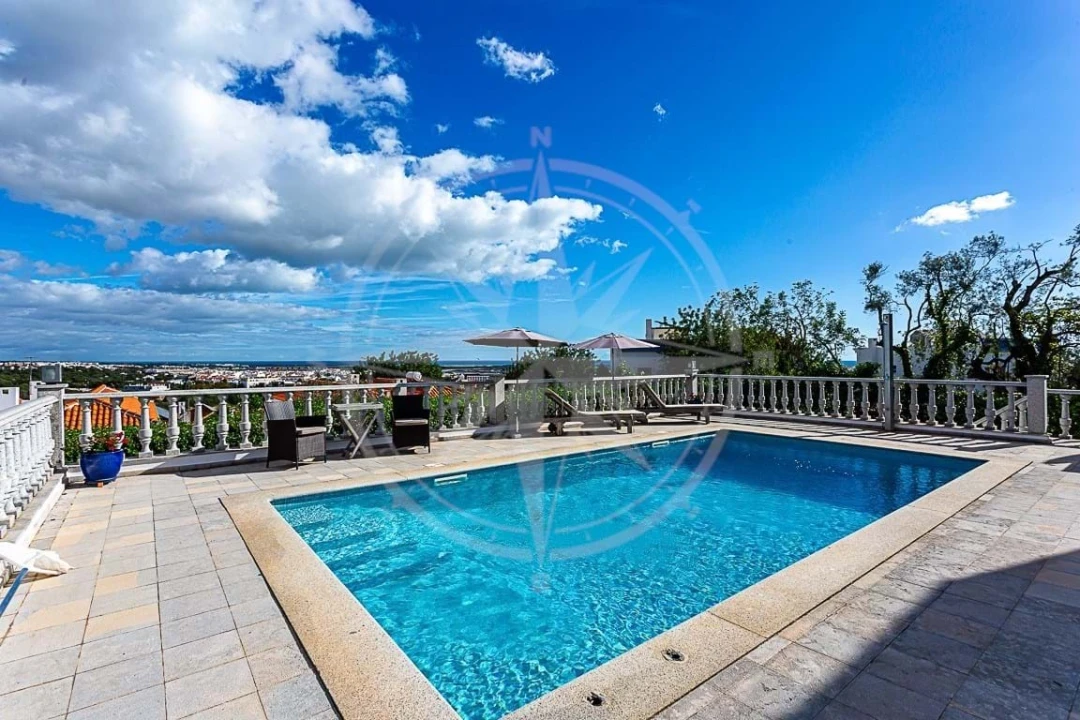 Moradia T4 para Venda em Tavira (Santa Maria e Santiago) Foto 12