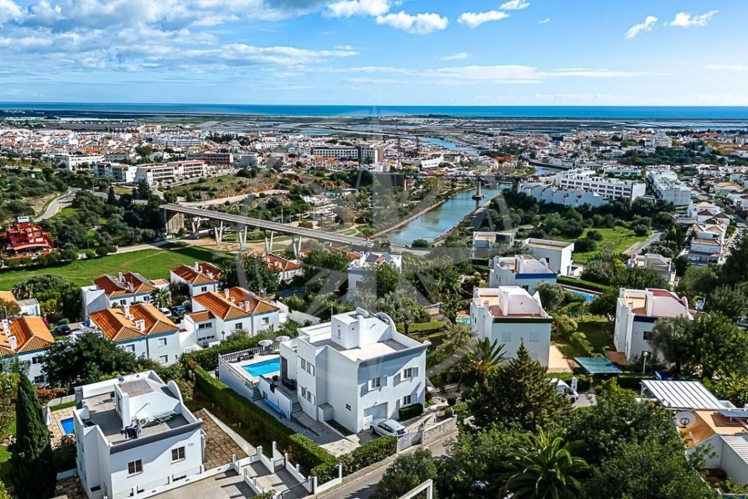 Moradia T4 para Venda em Tavira (Santa Maria e Santiago) Foto 38