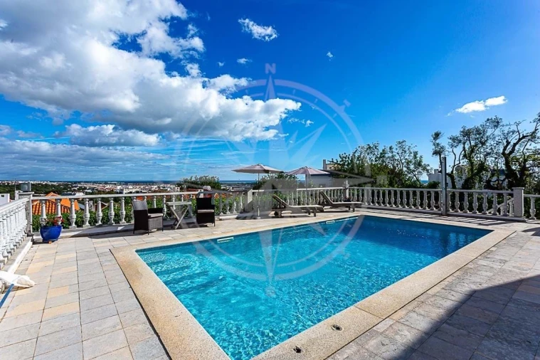 Moradia T4 para Venda em Tavira (Santa Maria e Santiago) Foto 12