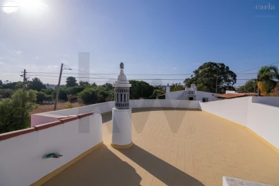 Moradia T4 para Venda em Albufeira e Olhos de Água