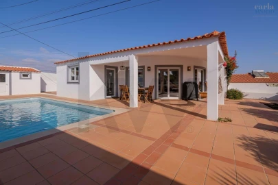 Moradia T4 para Venda em Albufeira e Olhos de Água