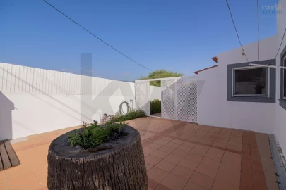 Moradia T4 para Venda em Albufeira e Olhos de Água