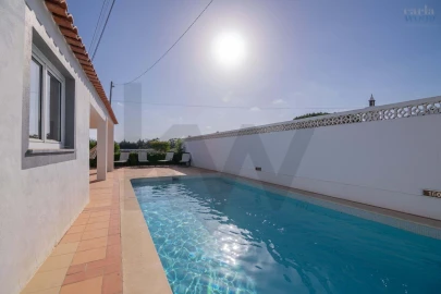 Moradia T4 para Venda em Albufeira e Olhos de Água