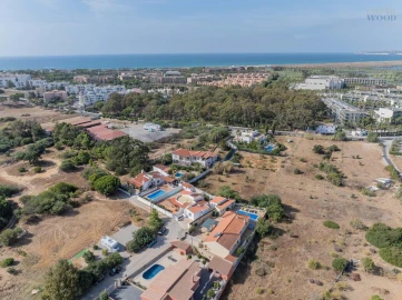 Moradia T4 para Venda em Albufeira e Olhos de Água