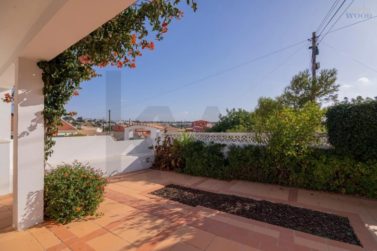 Moradia T4 para Venda em Albufeira e Olhos de Água Foto 33