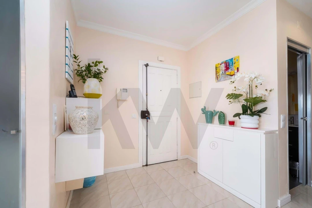 Apartamento T2 para Venda em Quarteira Foto 6