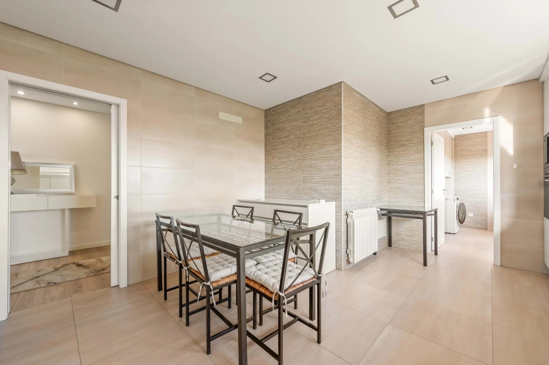 Apartamento T4 para Venda em Torres Novas (Santa Maria, Salvador e Santiago) Foto 13