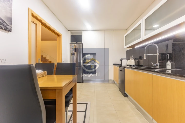 Apartamento T3 para Venda em Paredes Foto 11