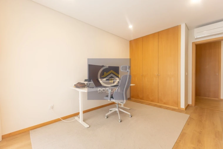 Apartamento T3 para Venda em Paredes Foto 19