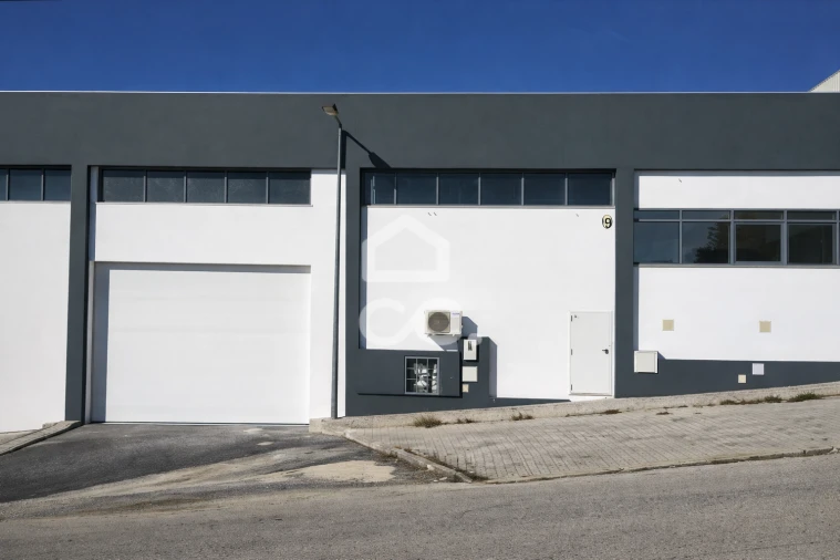 Armazém para Venda em Malveira e São Miguel de Alcainça Foto 2