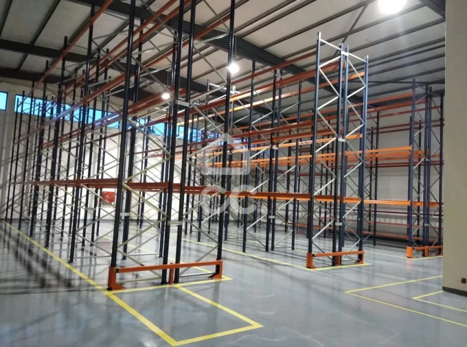 Armazém para Venda em Malveira e São Miguel de Alcainça