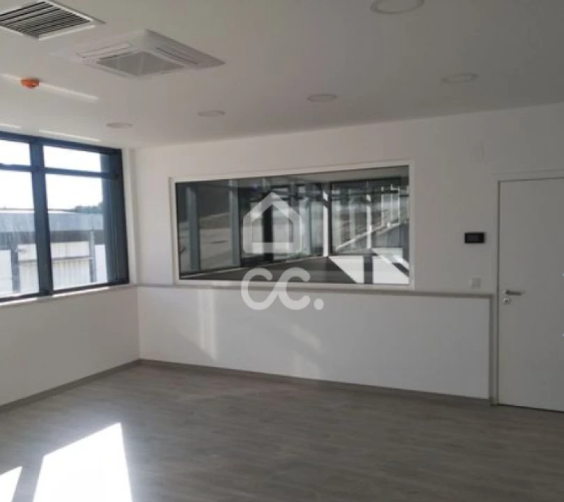 Armazém para Venda em Malveira e São Miguel de Alcainça Foto 5