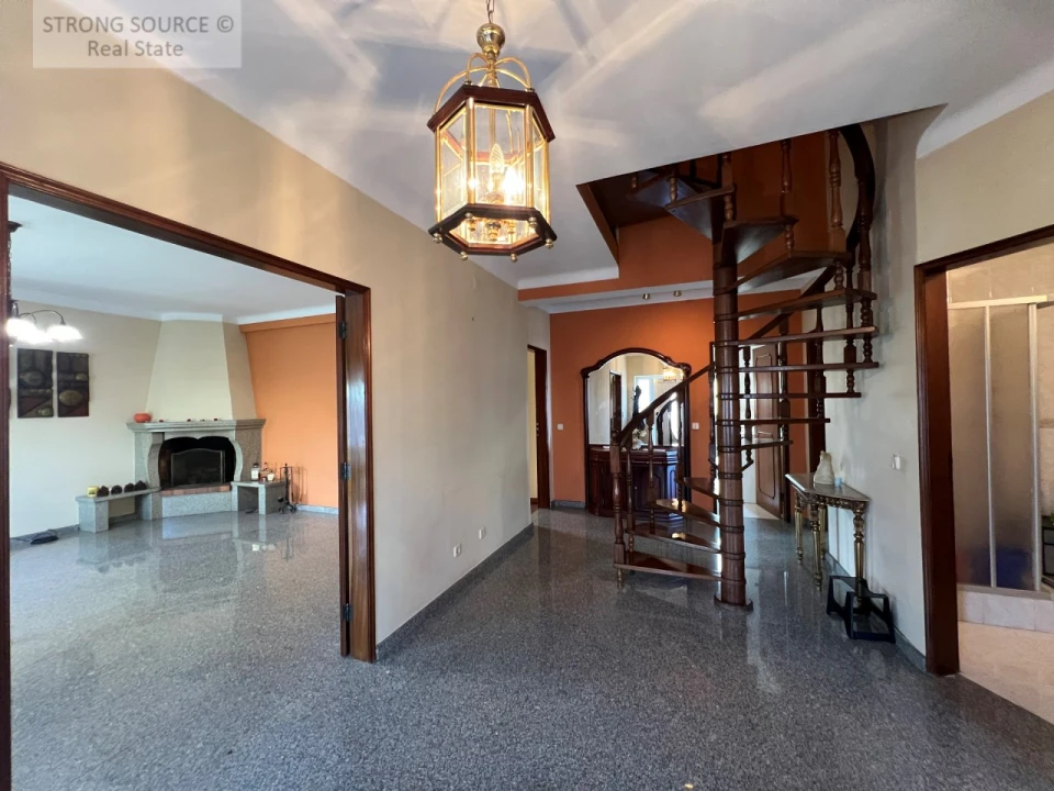 Moradia T5 para Venda em Cadaval e Pêro Moniz Foto 15