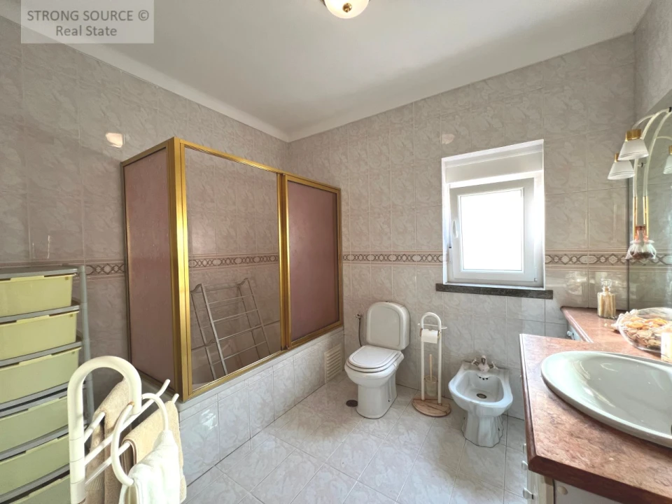 Moradia T5 para Venda em Cadaval e Pêro Moniz Foto 37