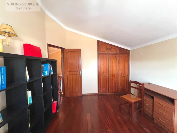 Moradia T5 para Venda em Cadaval e Pêro Moniz Foto 77