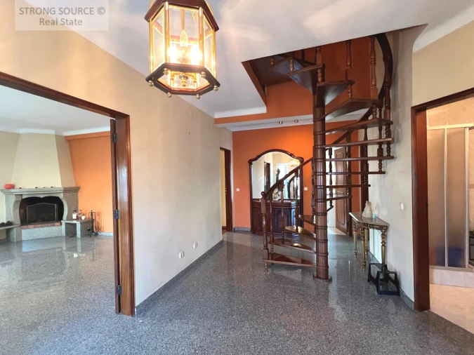 Moradia T5 para Venda em Cadaval e Pêro Moniz Foto 14