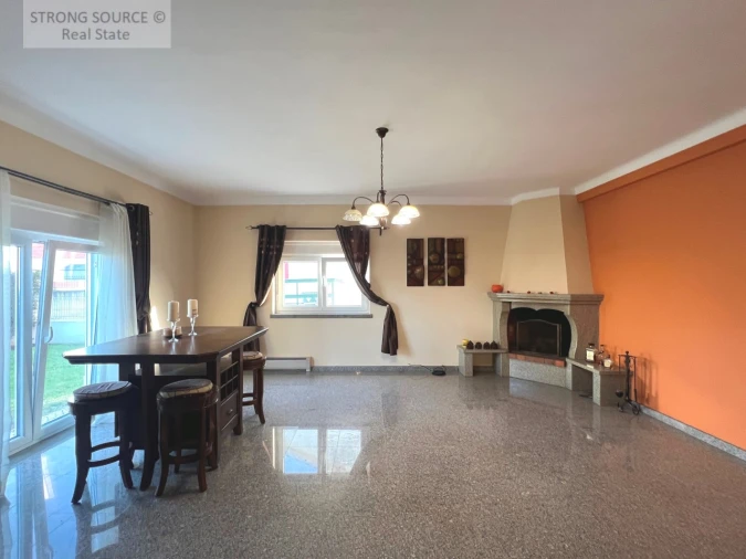 Moradia T5 para Venda em Cadaval e Pêro Moniz Foto 16