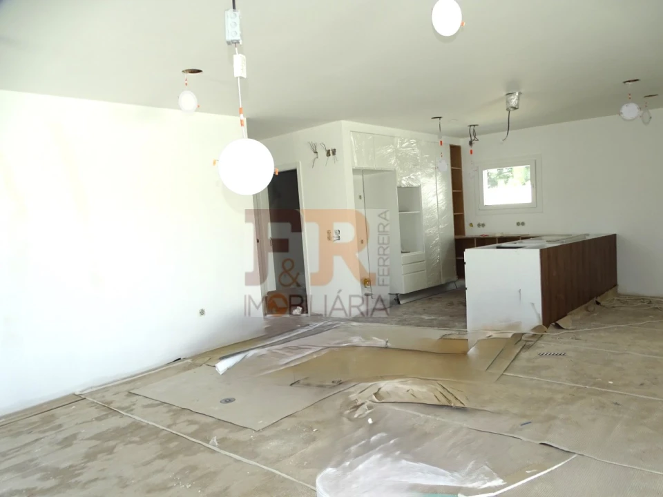 Moradia T3 para Venda em Azeitão (São Lourenço e São Simão) Foto 10