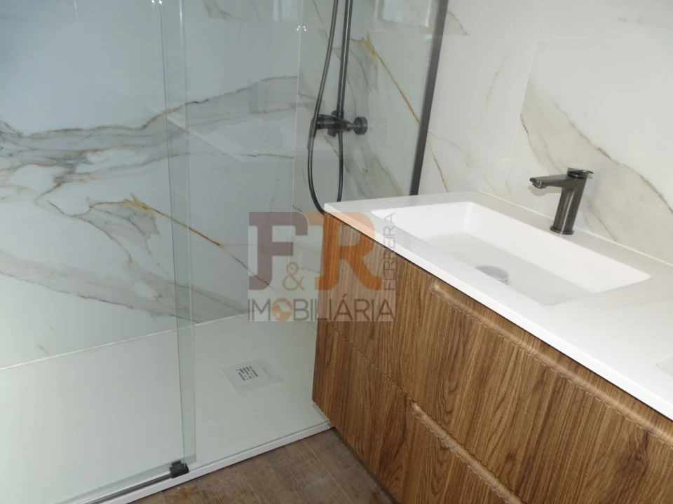 Moradia T3 para Venda em Azeitão (São Lourenço e São Simão) Foto 19